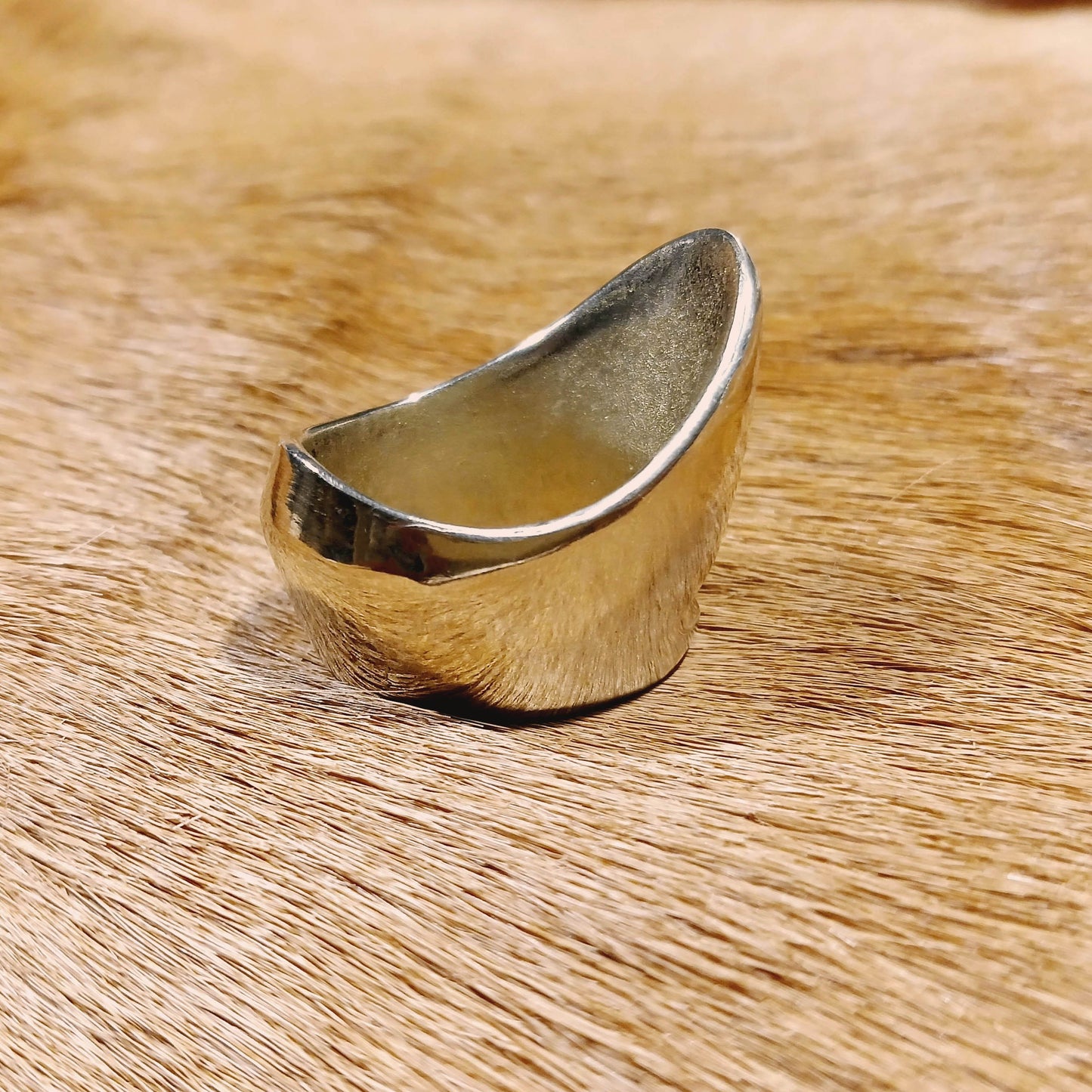 Gao Ying Thumb Ring - Brass