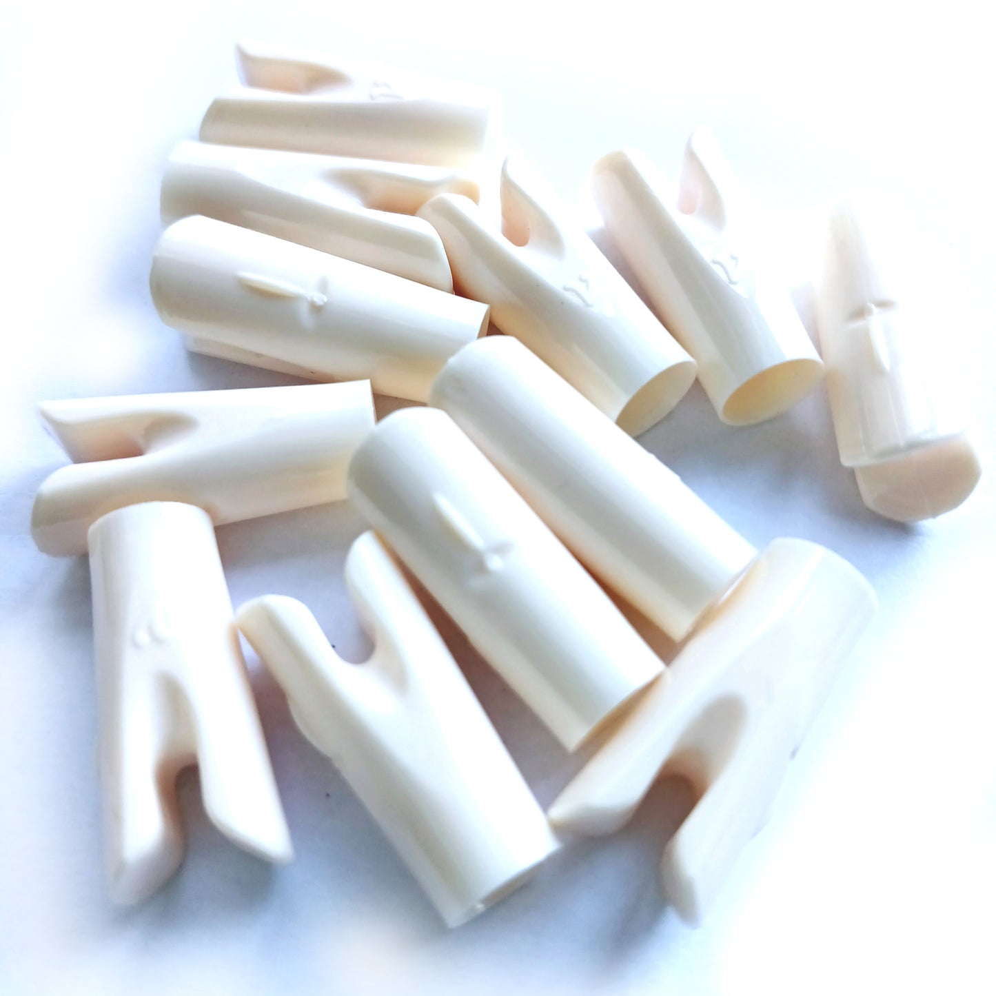 M-Nocks 5/16" Ivory - 12 Pack